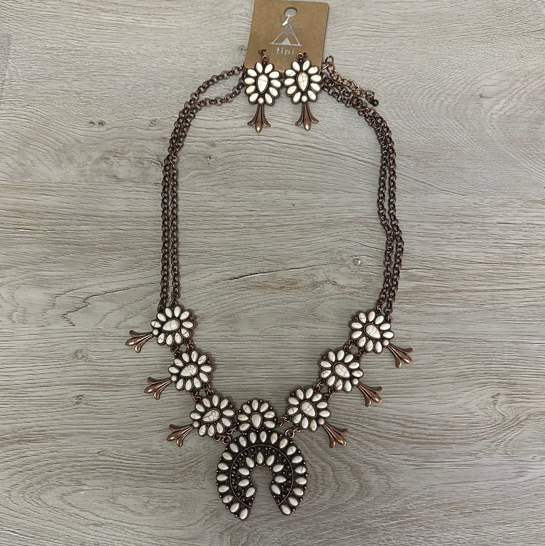 Linda necklace