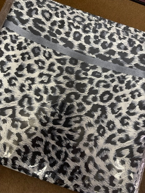 SNOW LEOPARD WILD RAG